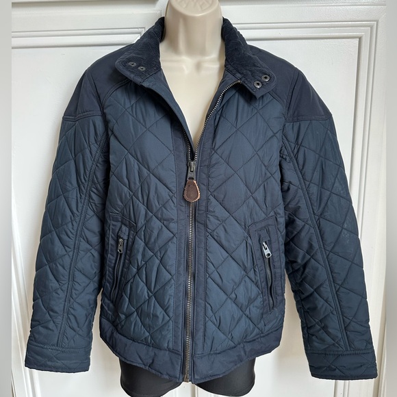 Abercrombie & Fitch Quilted Jacket with light padding. Size XS - Picture 2 of 11